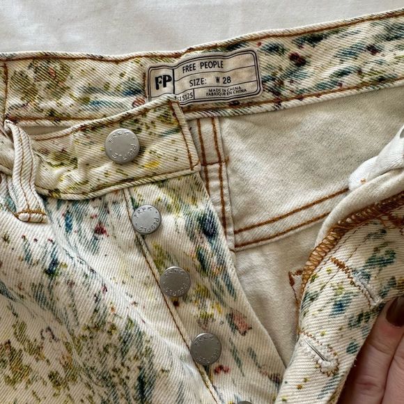 Free people universal boyfriend tie dye jeans size W 28 - Picture 9 of 9